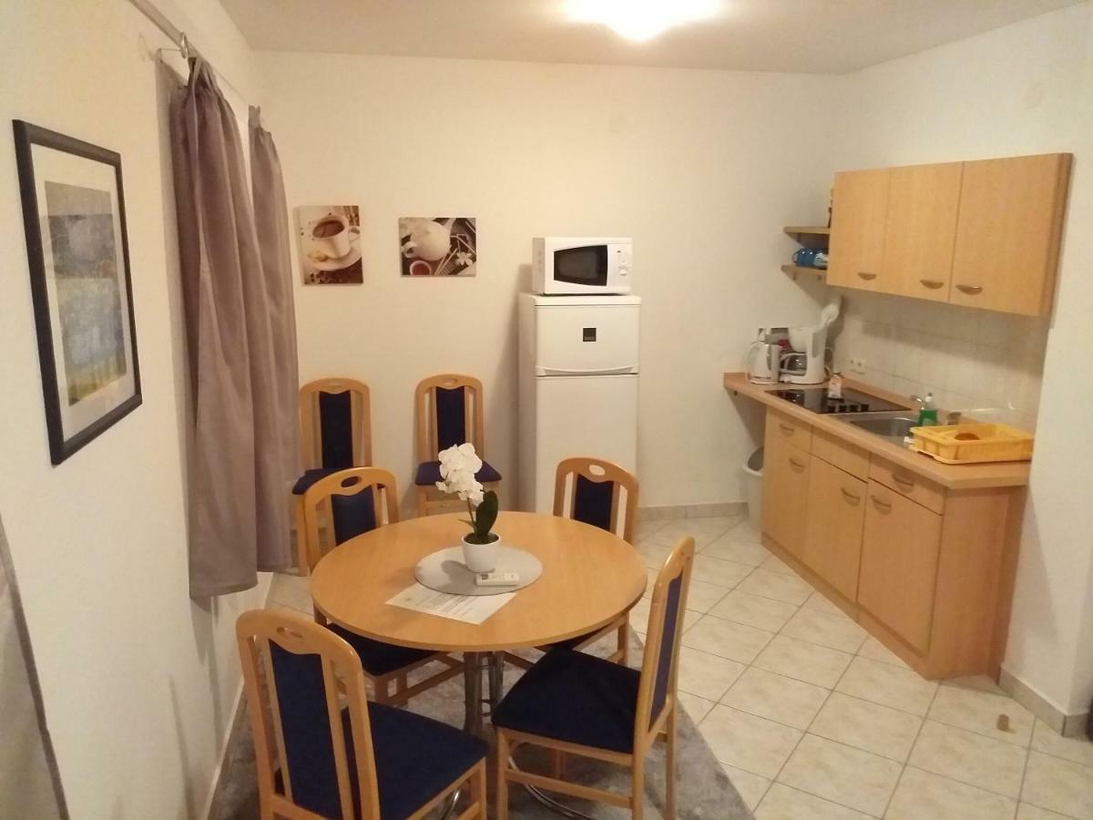Apartments Vila Ana 비르 외부 사진